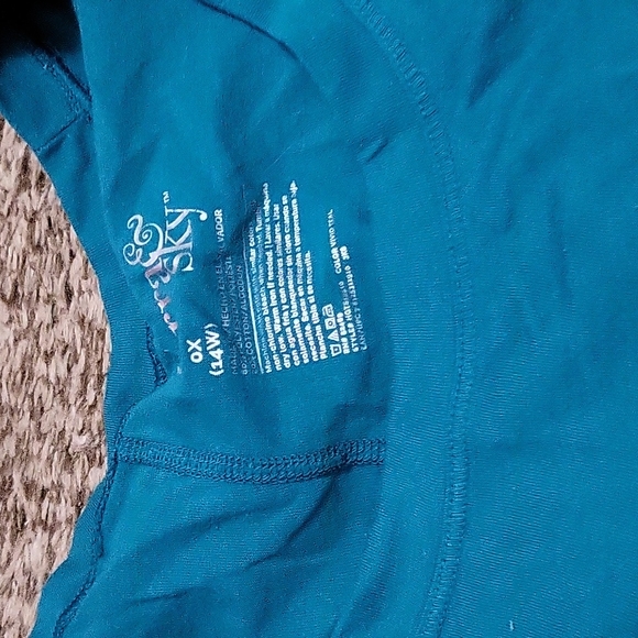 Blouse - Picture 2 of 2